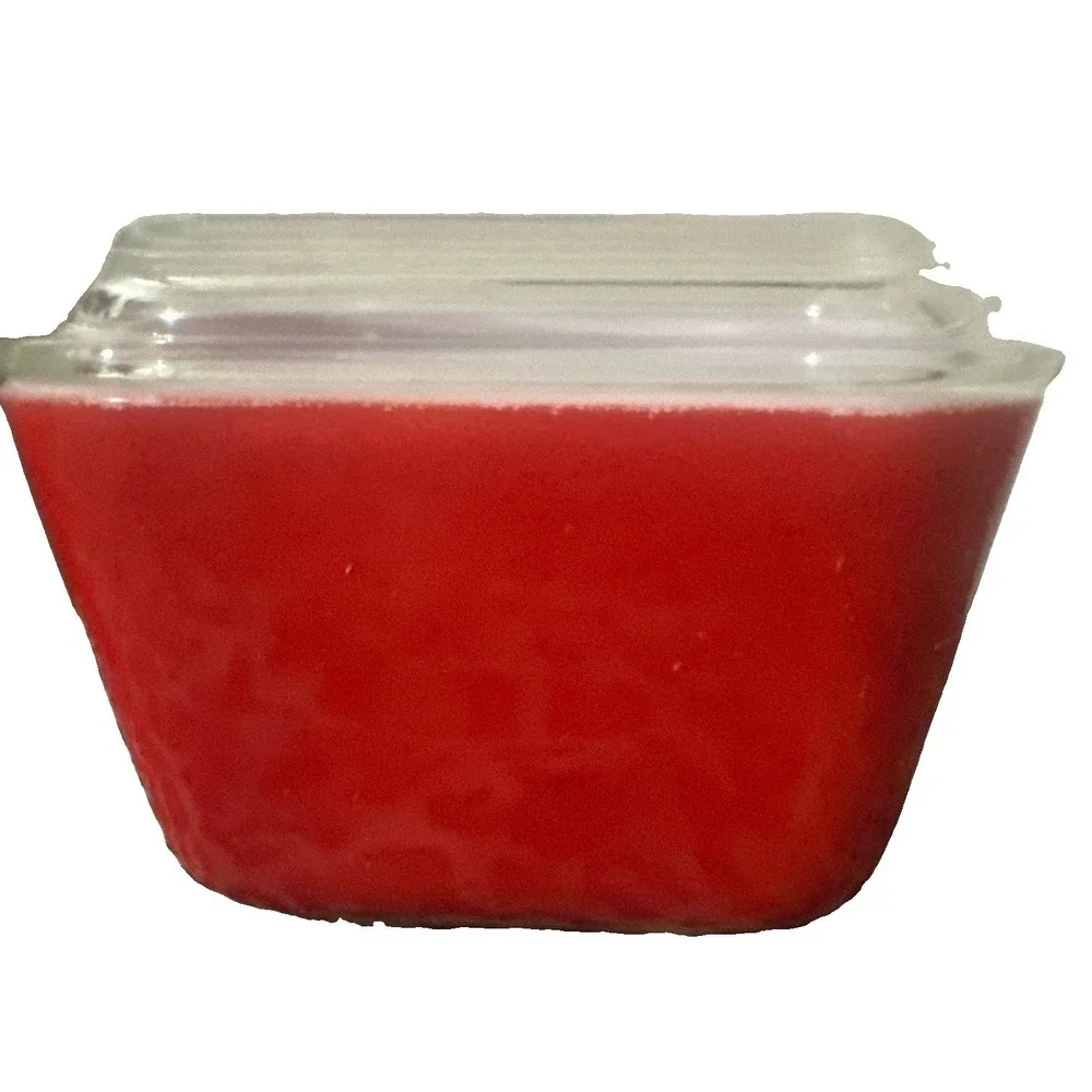 Vintage PYREX Made in USA 501-B Refrigerator Dish with Clear Lid